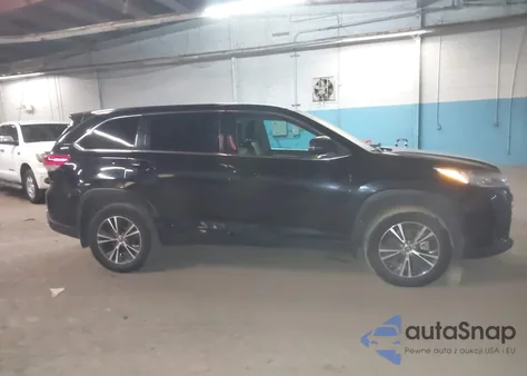 2019 Toyota Highlander Le из США, поврежденный, VIN 5TDBZRFH3KS719257